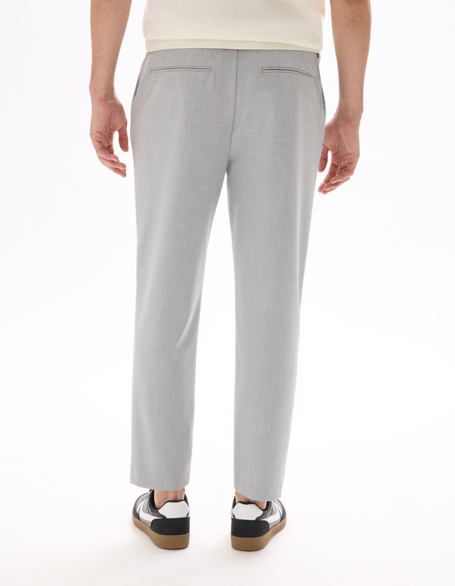 pantalones elásticos de corte entallado gris claro de 78 de largo