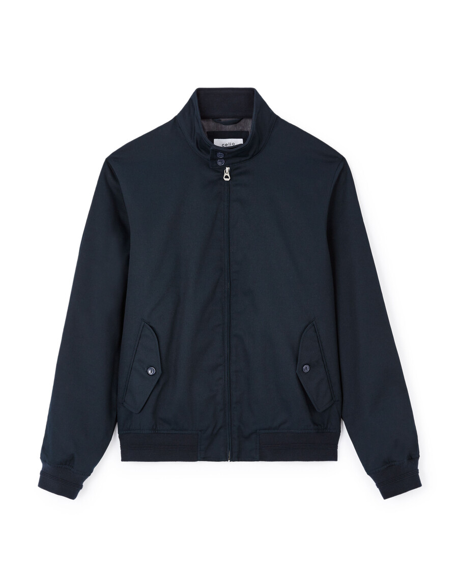 chaqueta de cuello alto