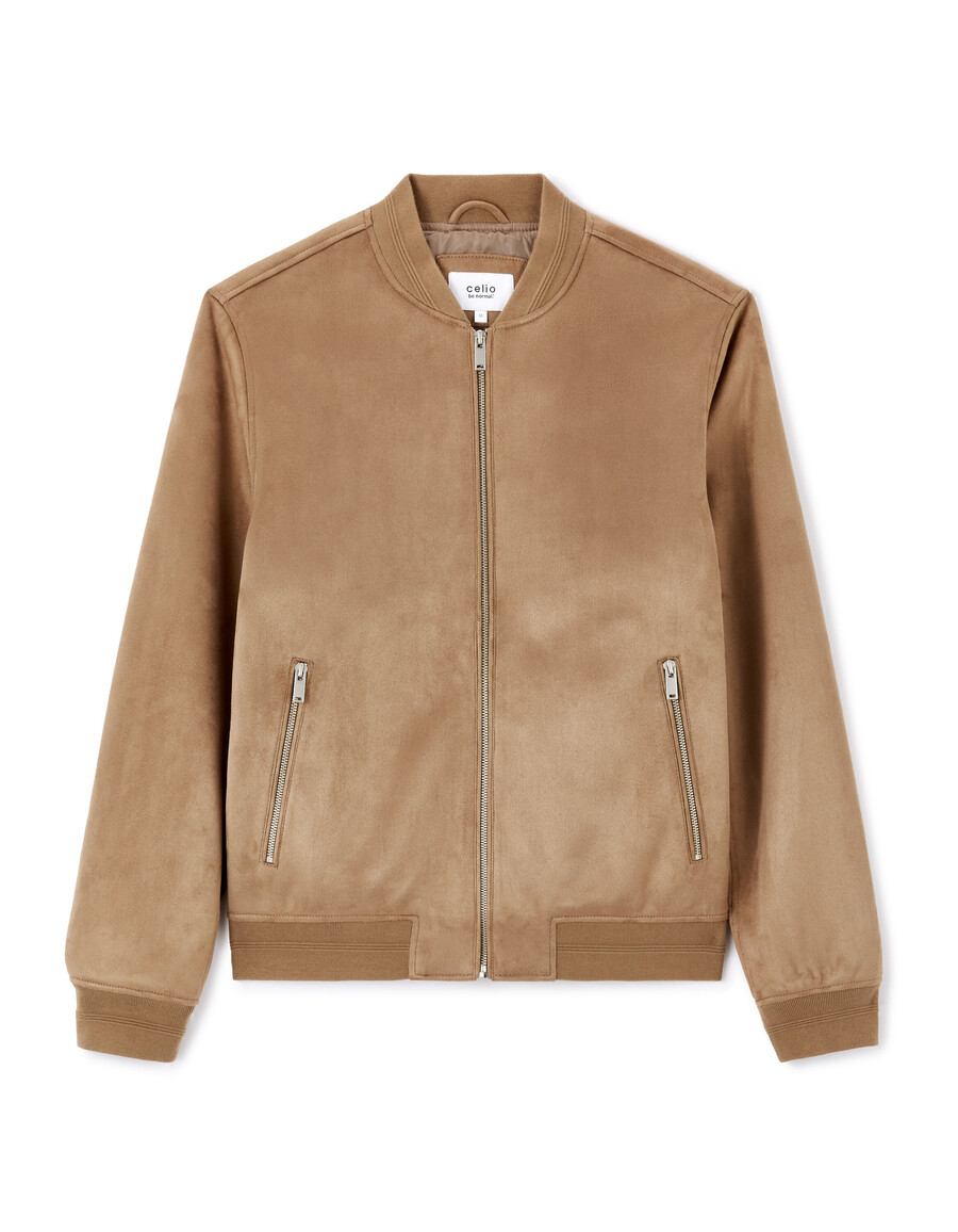chaqueta con cuello de bombardero