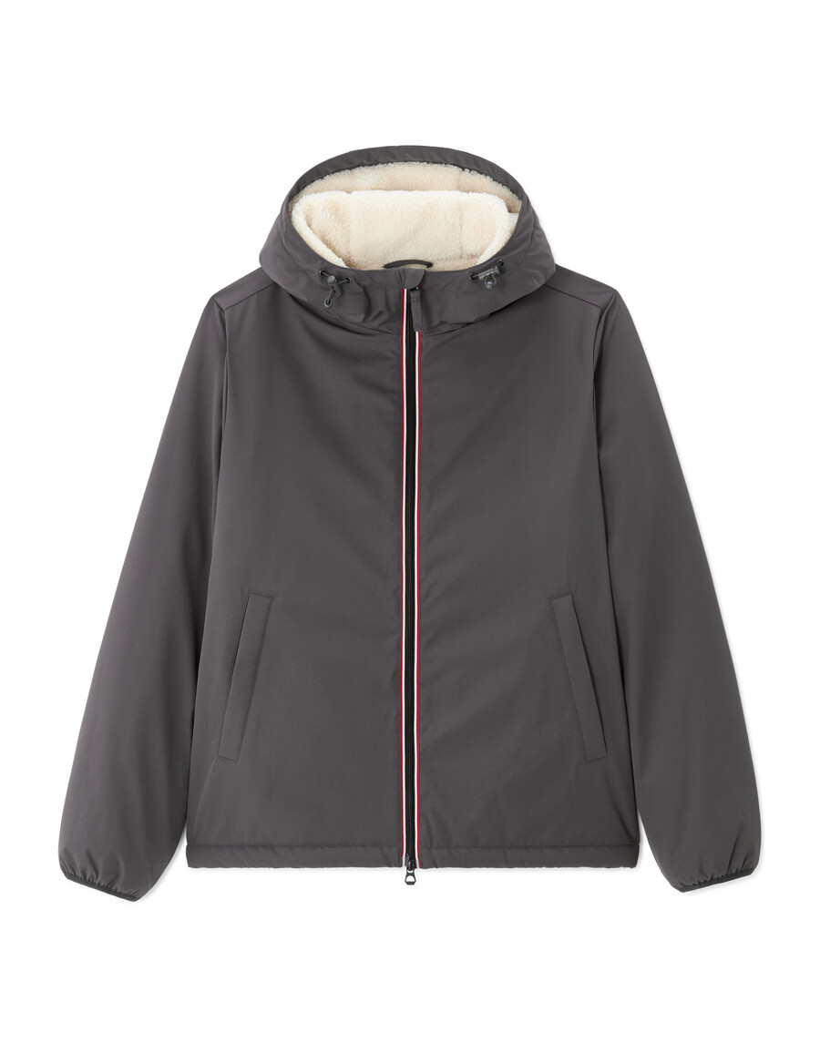 chaqueta drycore con capucha repelente al agua y forrada de sherpa