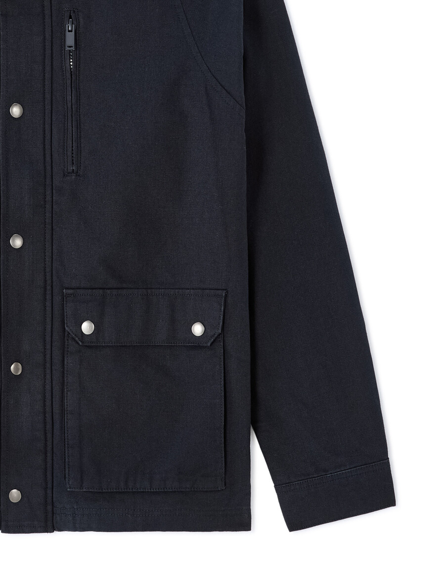 chaqueta multibolsillos con cuello de terciopelo