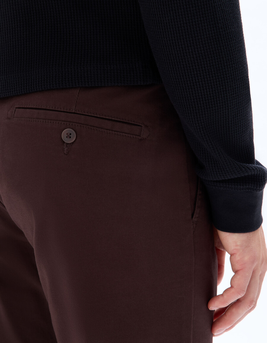 pantalones chinos rectos de algodón elástico