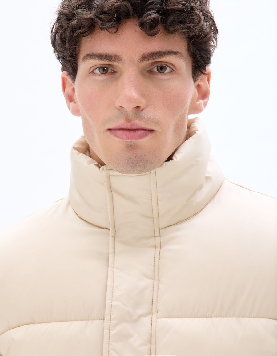 chaqueta acolchada airwarm con cuello alto
