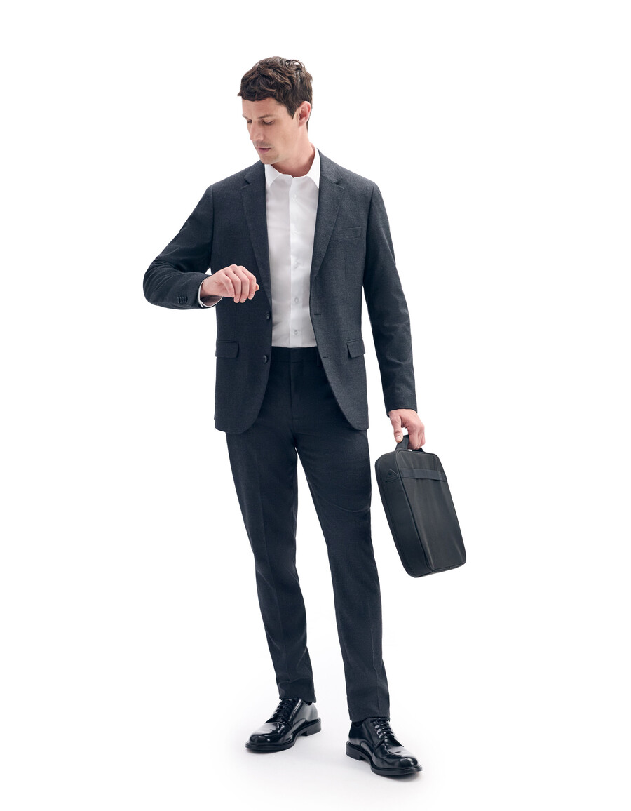 pantalones de traje de franela de corte entallado
