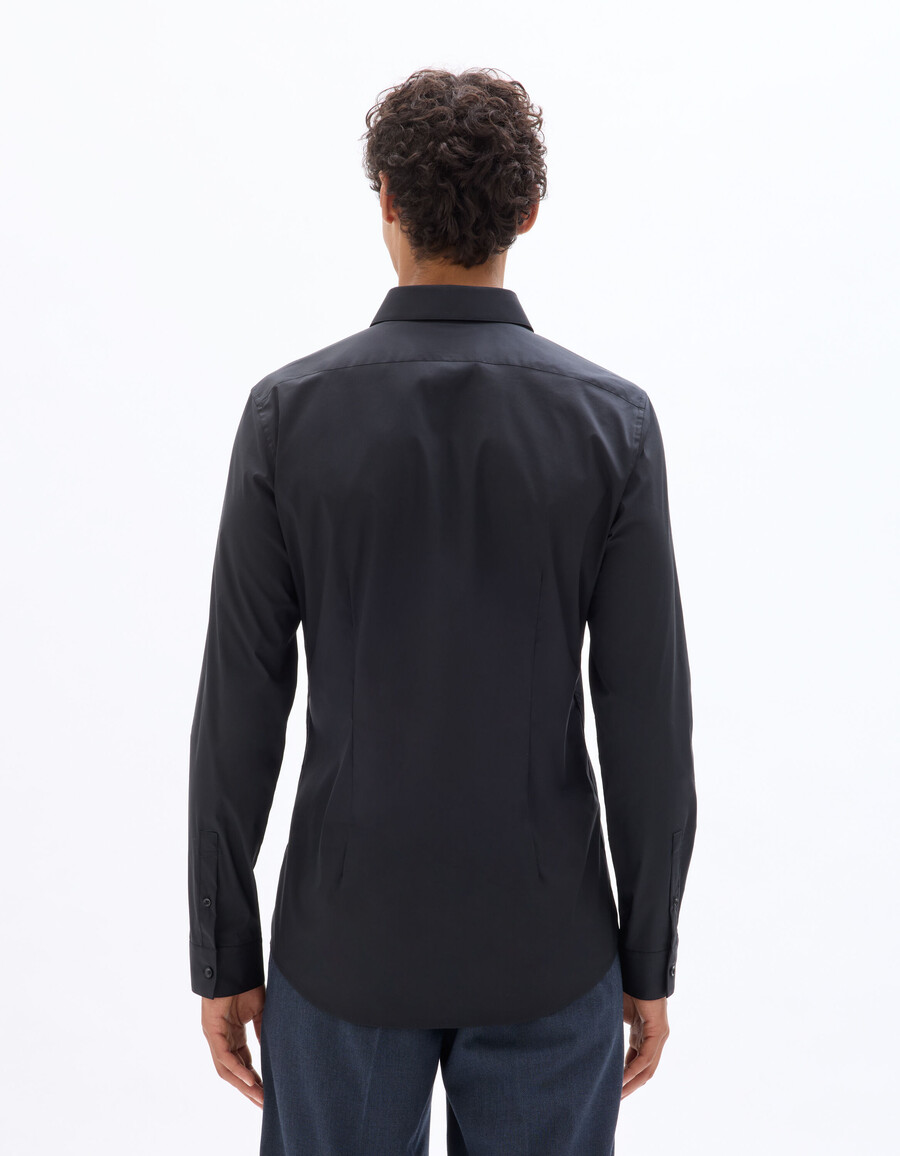 camisa de algodón elástico de corte entallado