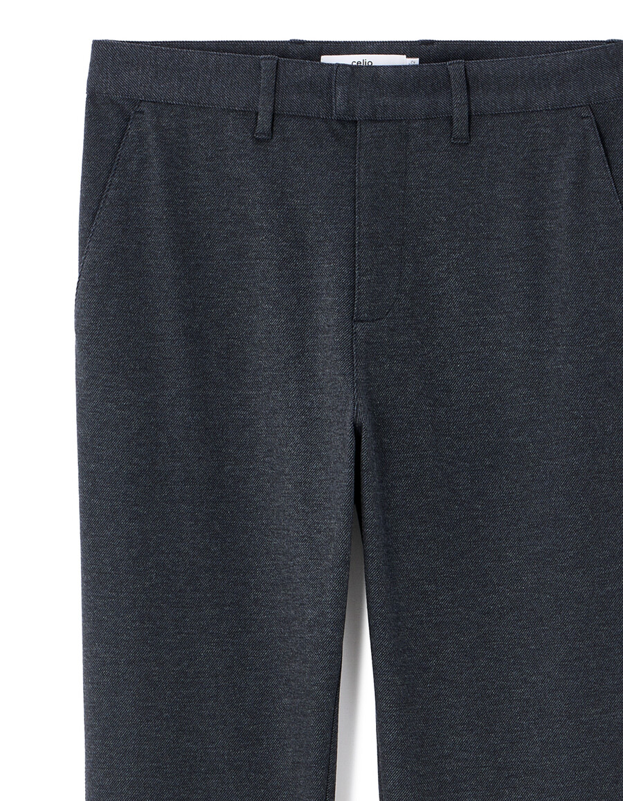 pantalones chinos ajustados de jersey