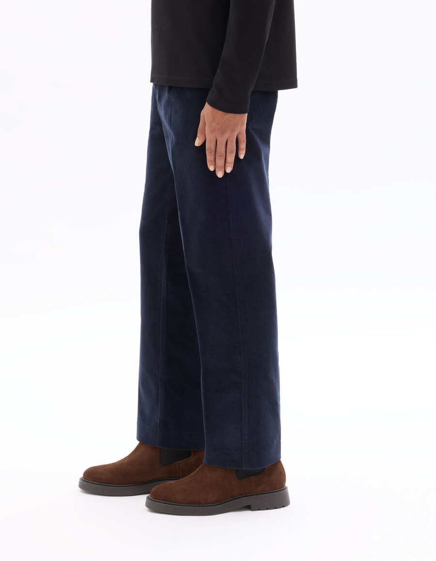 pantalones chinos rectos de terciopelo