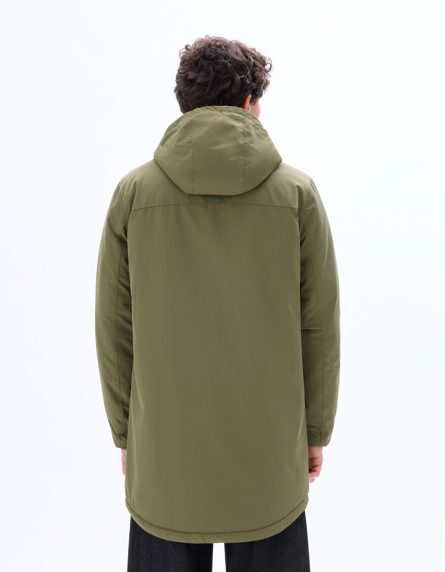 parka drycore con capucha repelente al agua y forrada de sherpa