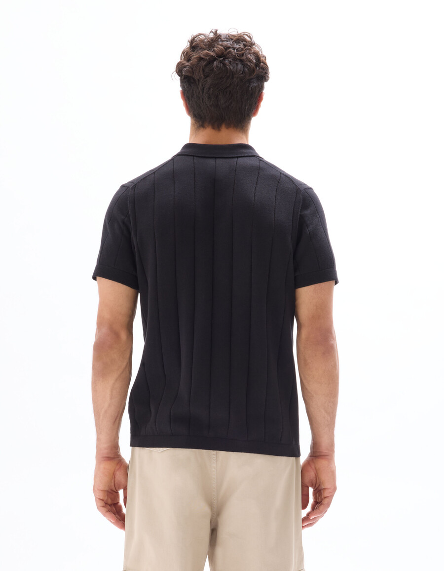 polo de corte regular con cuello con cremallera