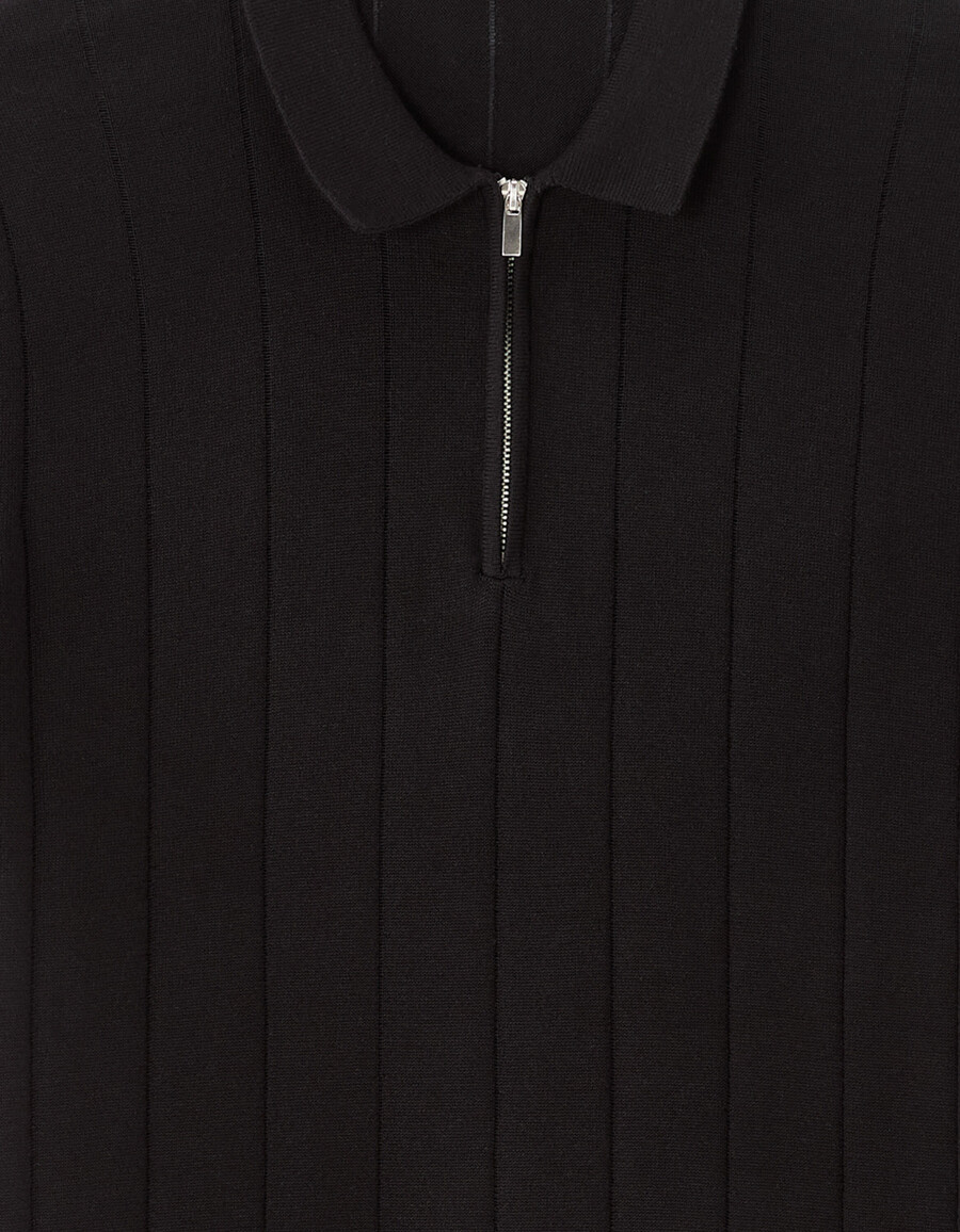 polo de corte regular con cuello con cremallera