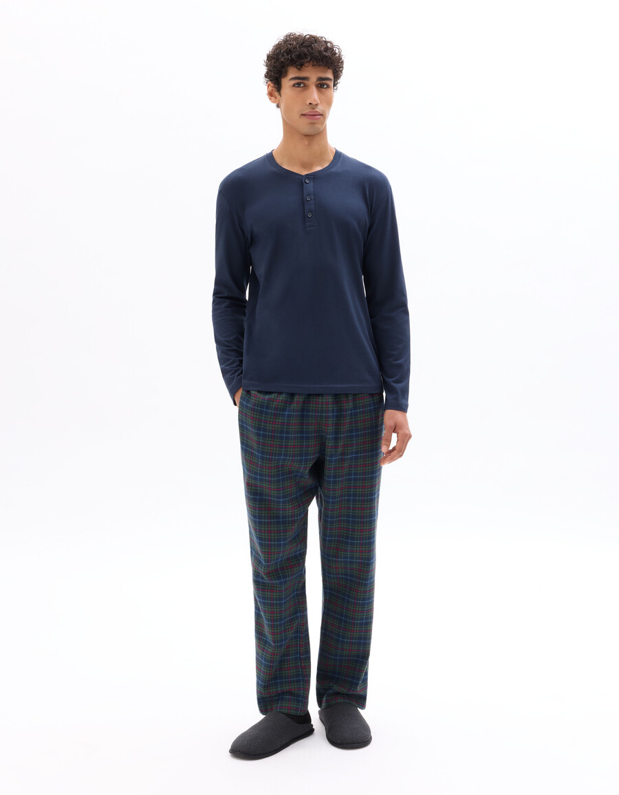 pijama navideño a cuadros