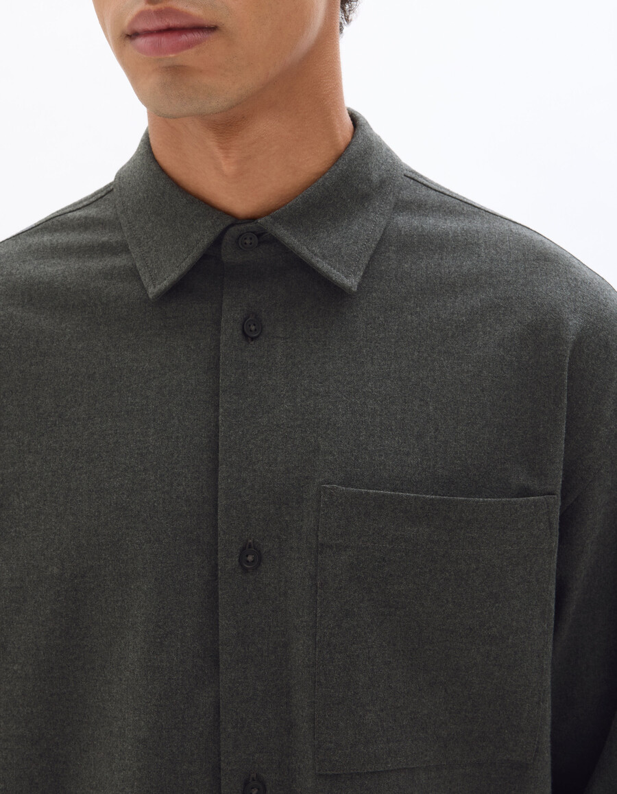 camisa de franela lisa