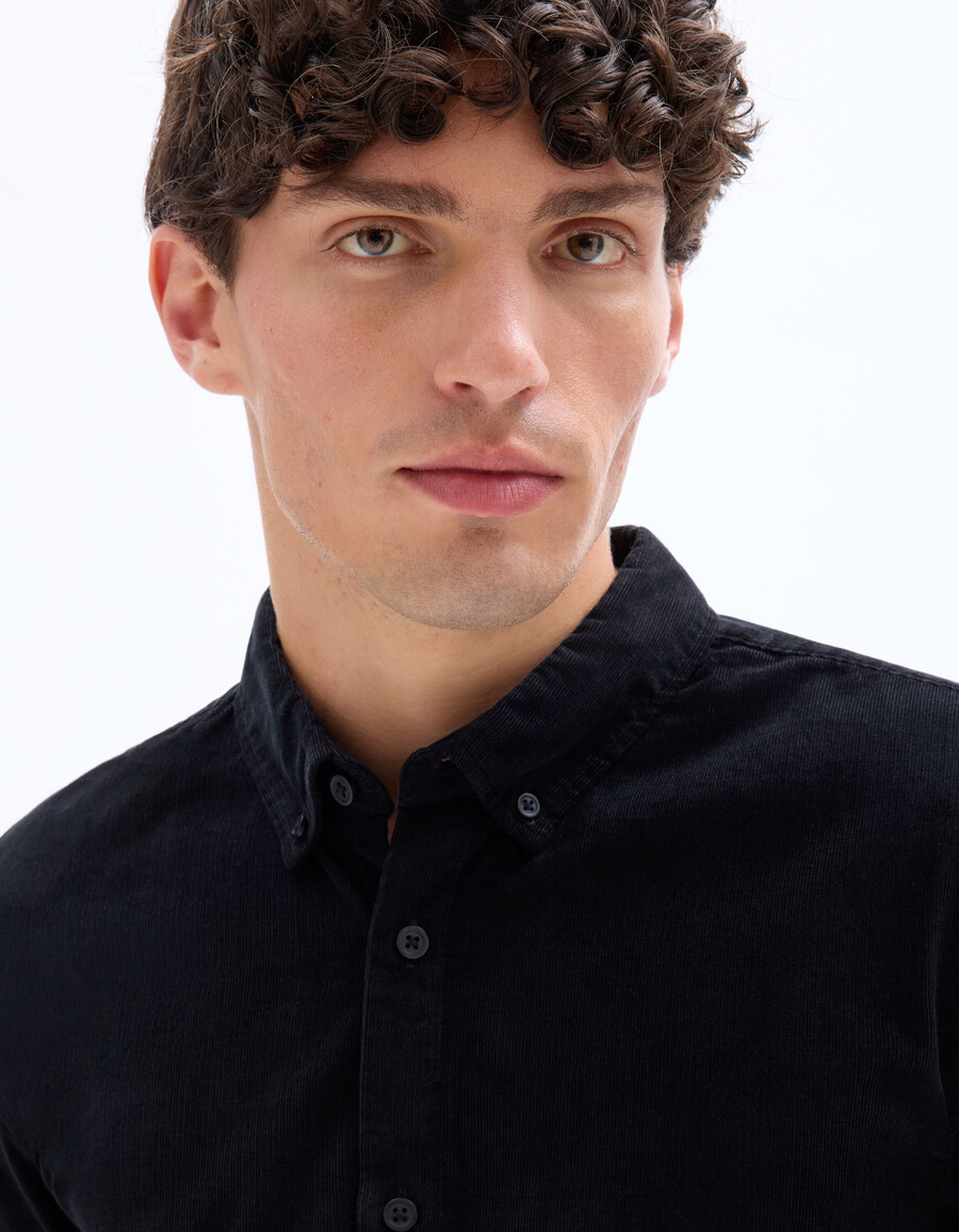 camisa de terciopelo