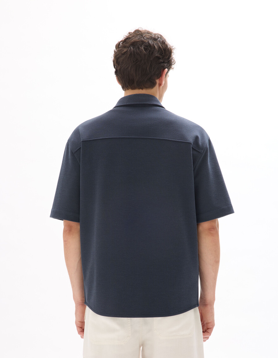 camisa azul marino grande