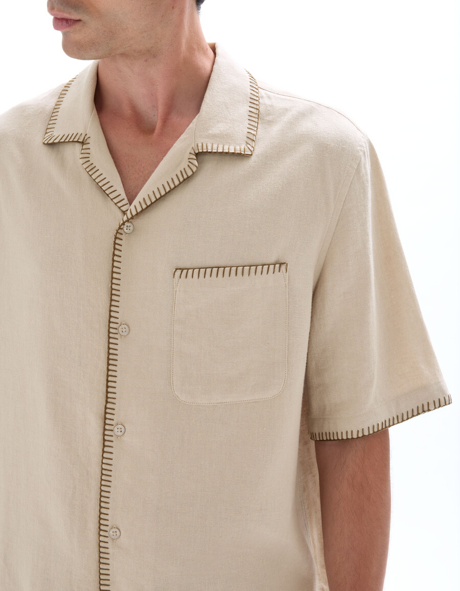 camisa de lino y viscosa de corte regular