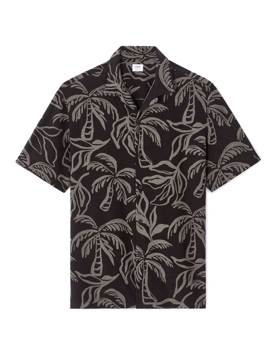 camisa de corte regular con estampado de palmeras
