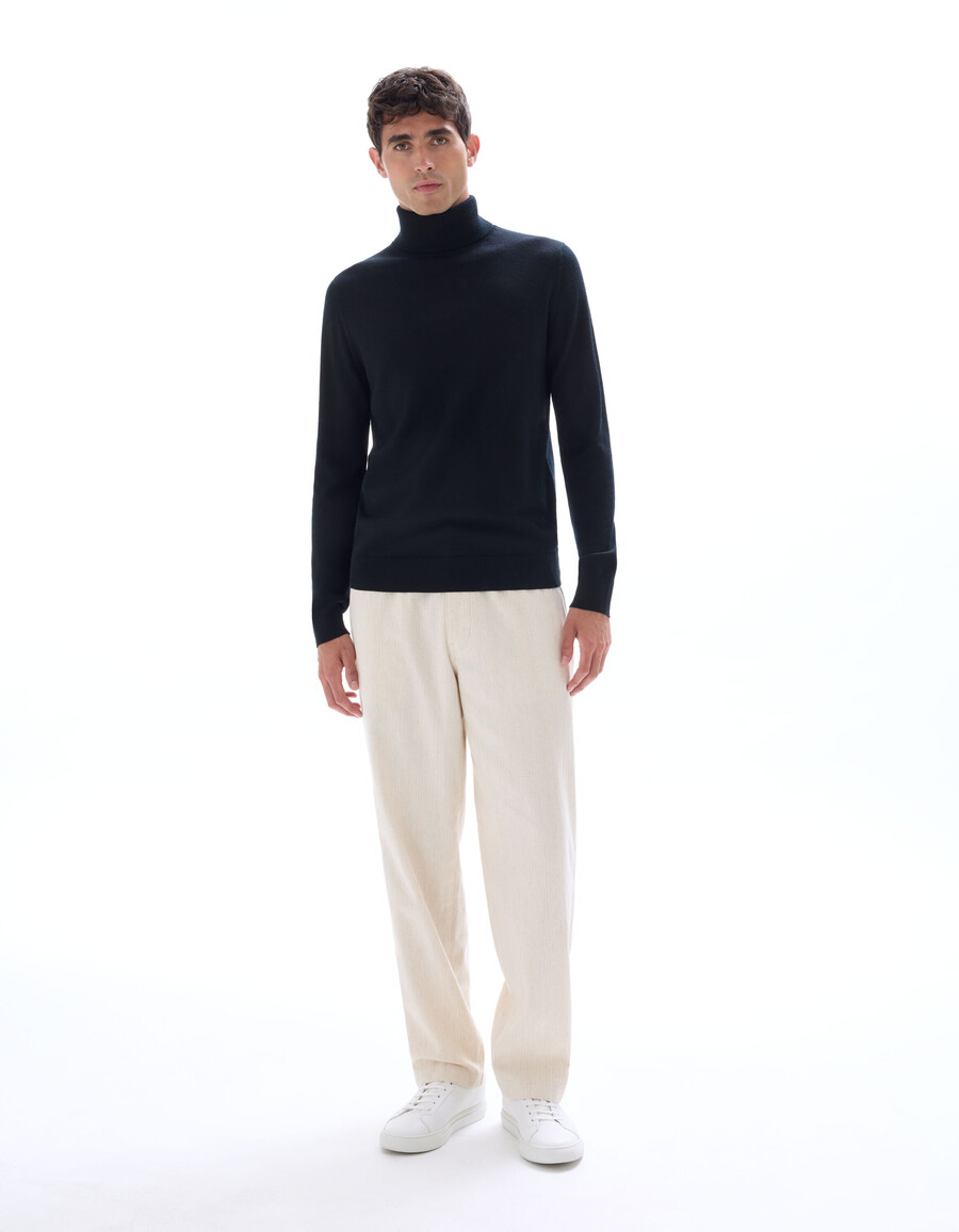suéter de cuello alto ajustado 100 lana merino
