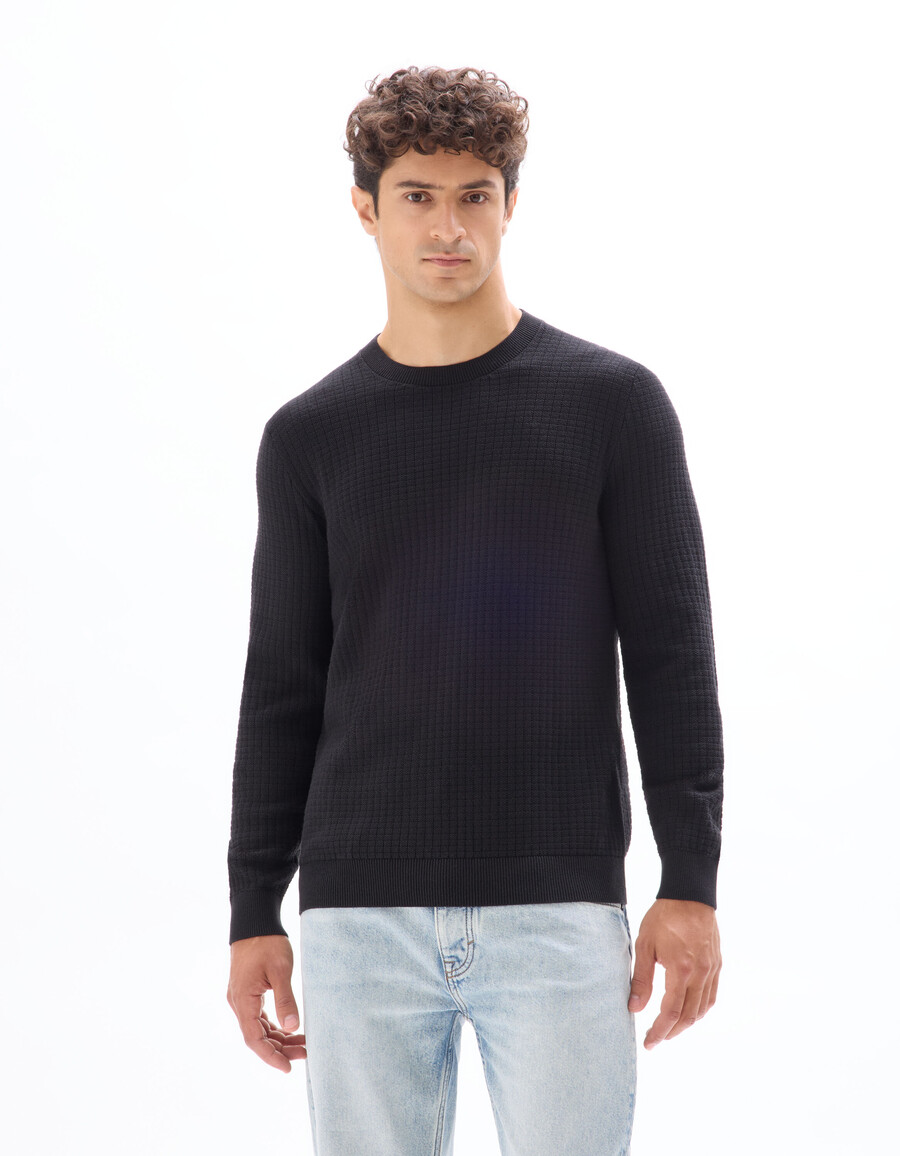 suéter de cuello redondo con puntada elegante