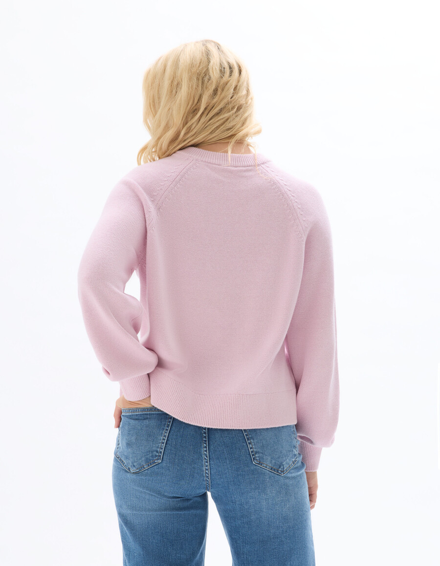 suéter de cuello redondo con botones decorativos