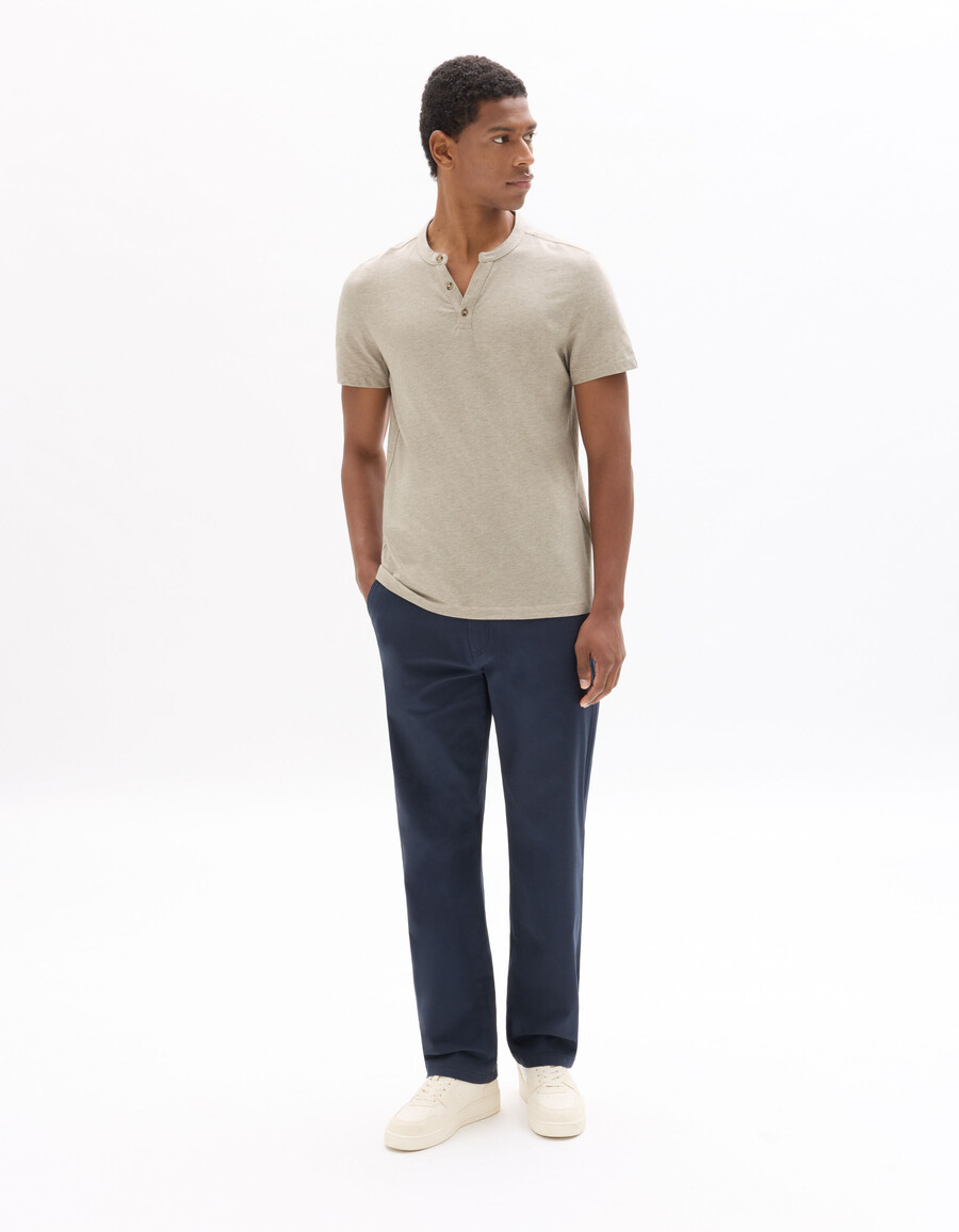 camiseta henley de corte regular mezcla de algodón