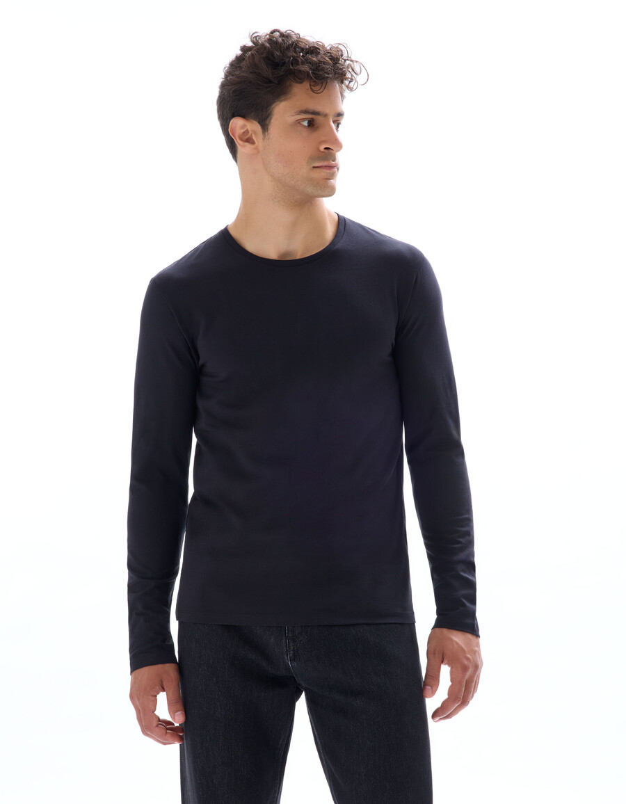 camiseta de manga larga con cuello redondo