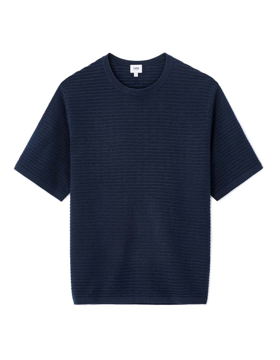 camiseta de punto calado con cuello redondo y corte cuadrado