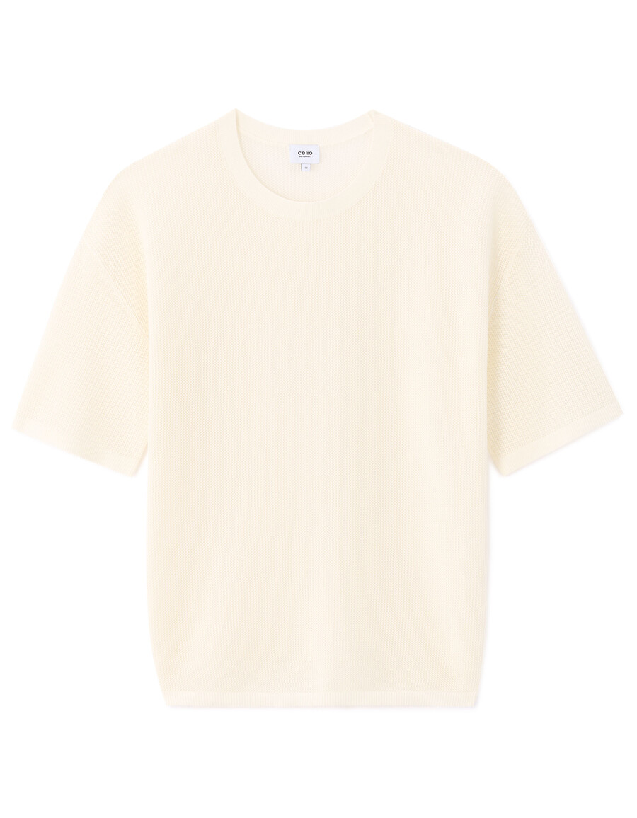 camiseta de punto con cuello redondo y corte cuadrado