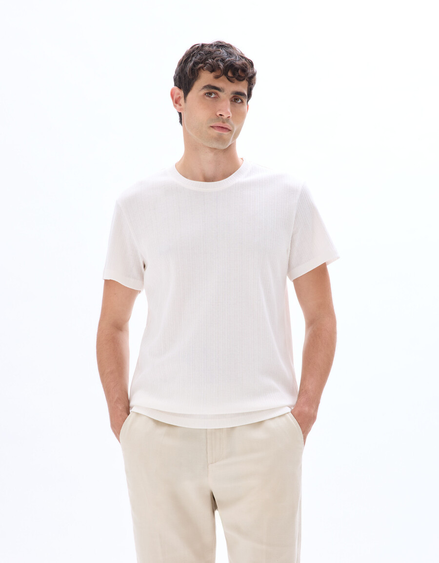 camiseta de punto acanalado con cuello henley y corte regular