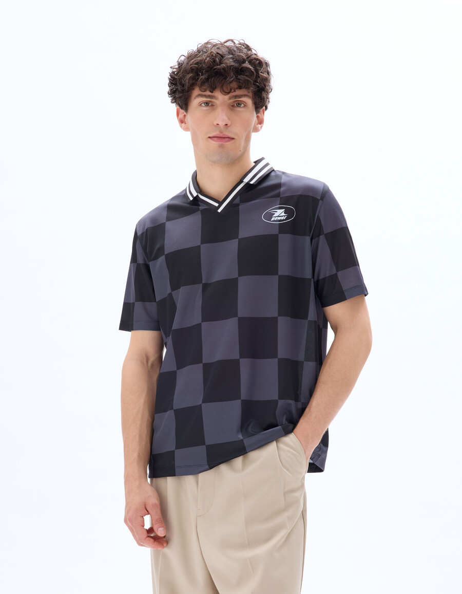 camiseta de cuello polo cuadrado