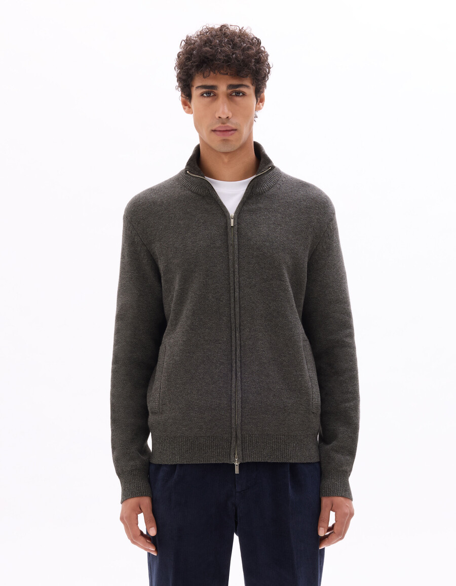 chaleco con cremallera y cuello alto thermolite
